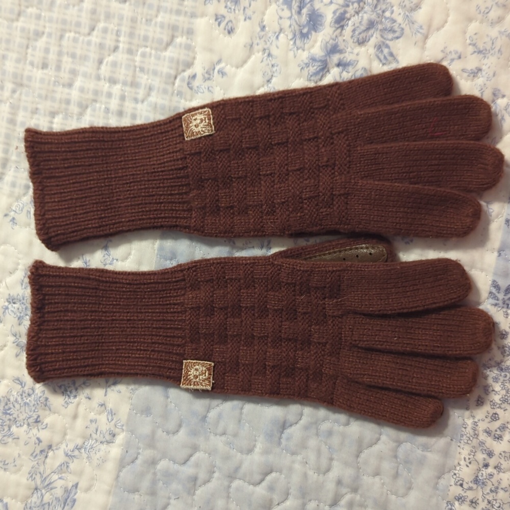 Aria Anne Klein Gloves